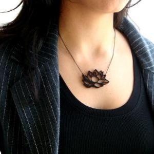 Baronyka Black Lotus Flower Necklace - Lotus..