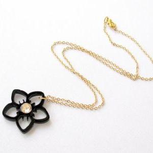 Baronyka Delicate Black Flower Necklace With..