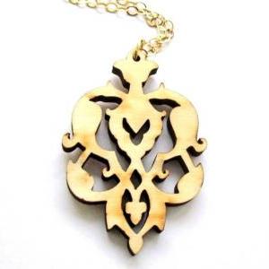 Baronyka Wooden Floral Pendant Necklace